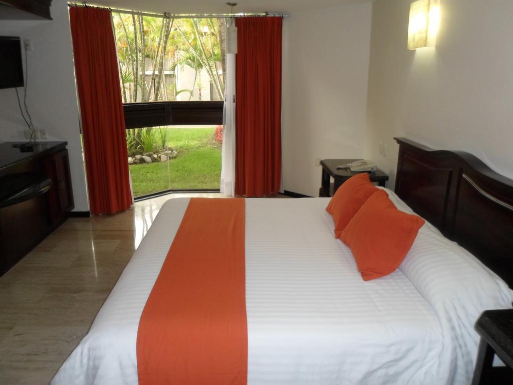 Hotel Poza Rica Inn Exterior photo